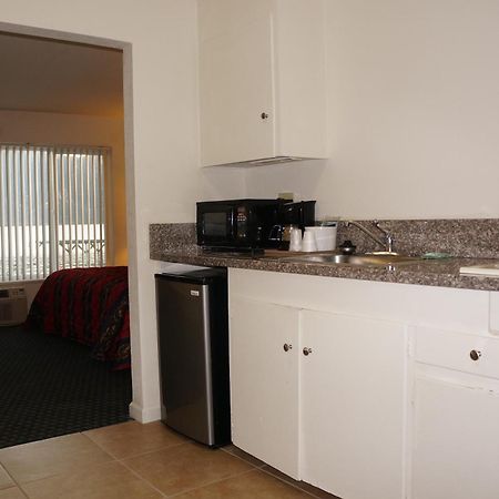 Lake Marina Inn Clearlake Oaks Habitación foto