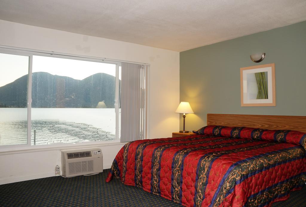 Lake Marina Inn Clearlake Oaks Habitación foto
